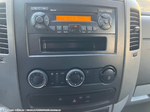 Mercedes-Benz SPRINTER 515 2.2 20 LUGARES 2014/2015